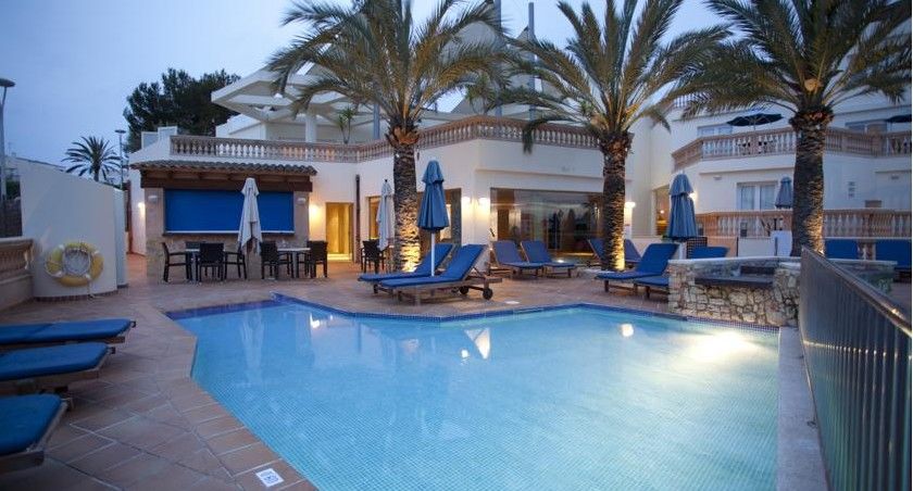 Azul Playa Apartments Кала Ферера Екстериор снимка